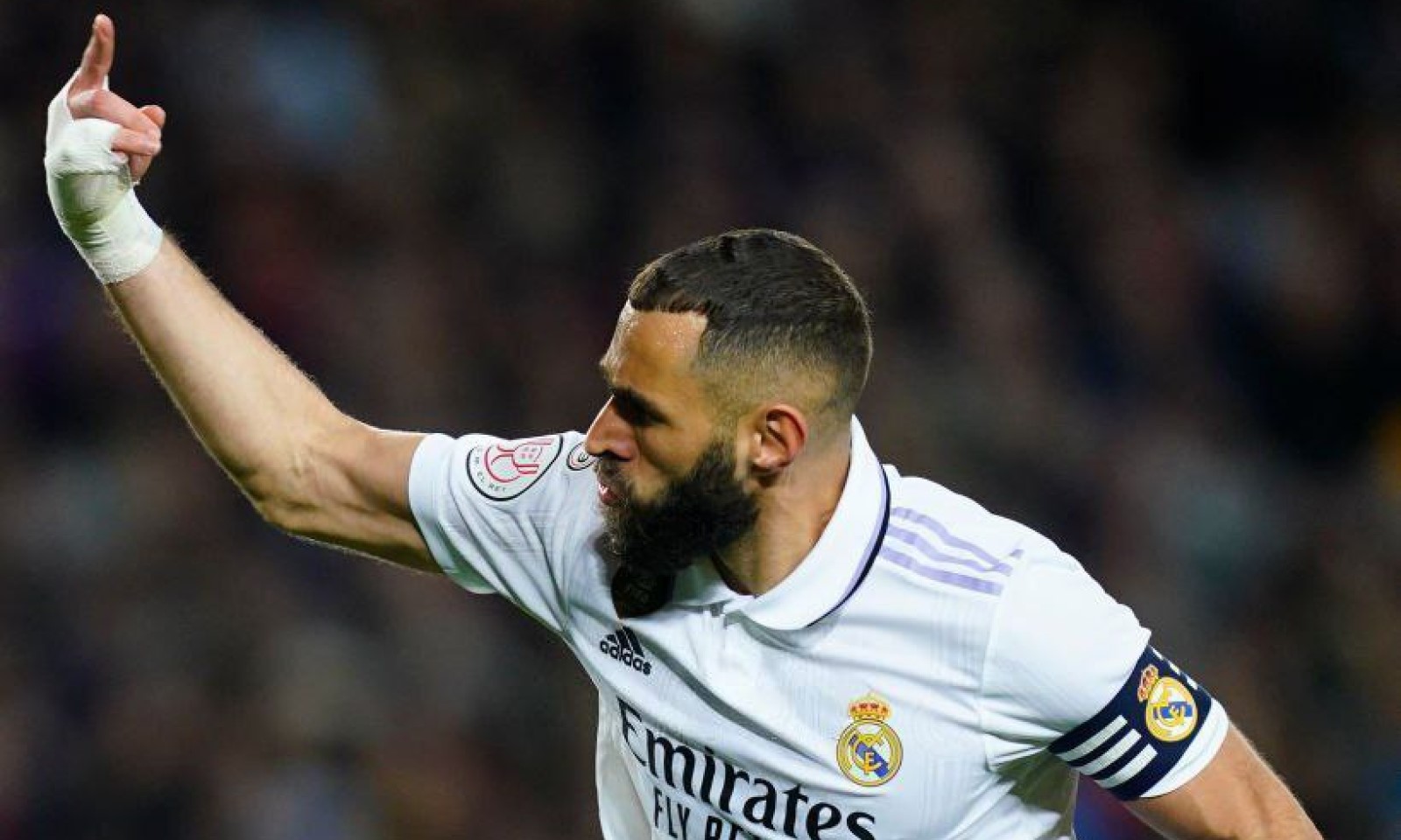 Karim Benzema trituró al Barcelona en el Camp Nou