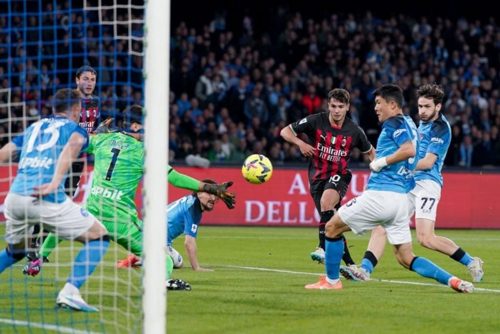 Milan y Napoli vuelven a verse las caras, esta vez por Champions League