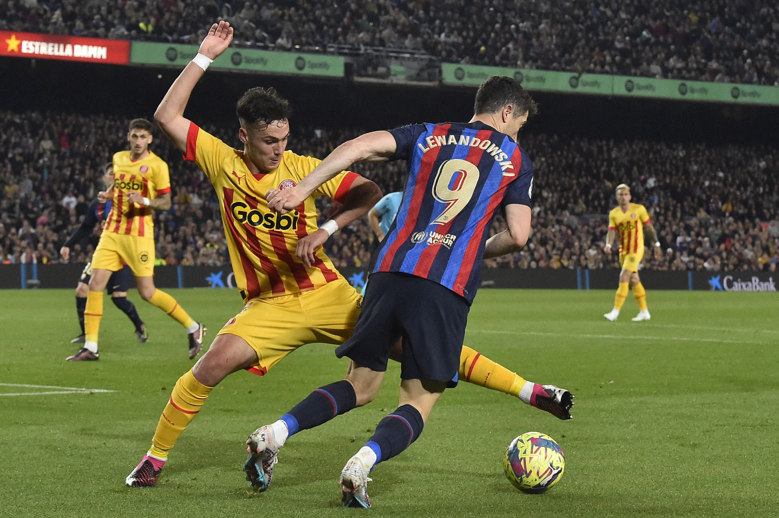 Barcelona 0-0 Girona: Sin pólvora, pero Xavi «firma con sangre» la ventaja de 13 puntos