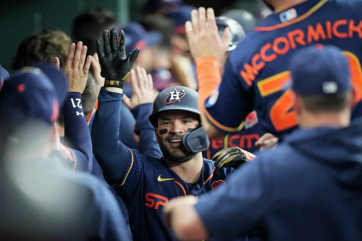 José Altuve conectó grand slam, en la derrota de los Astros