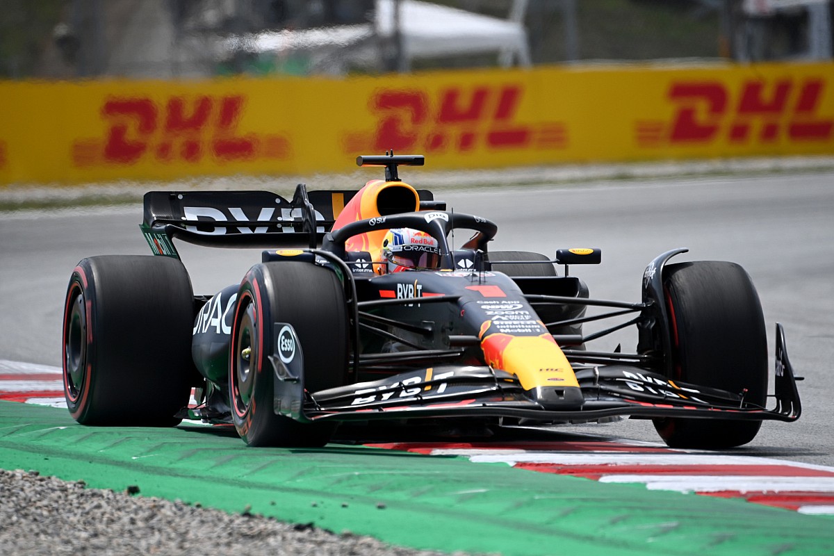 Verstappen domina a placer y se queda con una pole llena de sorpresas en Barcelona