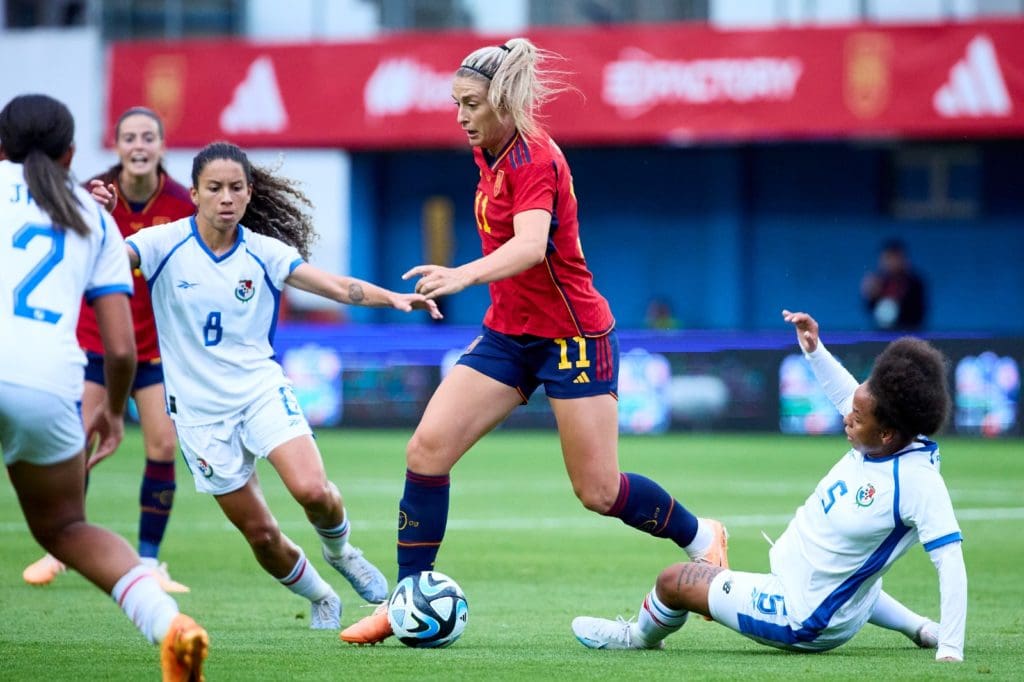 Alexia Putellas en amistoso vs Panama antes del Mundial Femenino