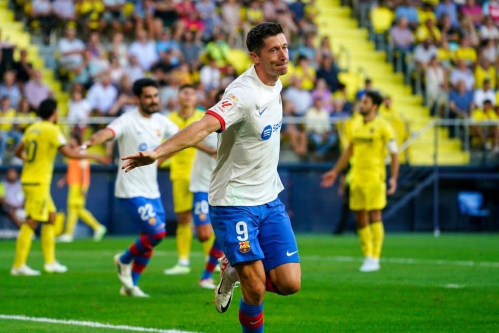 Robert Lewandowski anotó su primer gol de la temporada.