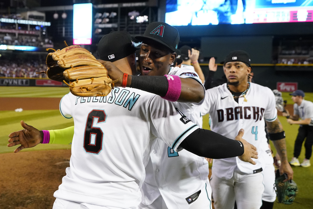 Diamondbacks de Arizona barren a los Dodgers y se meten en la Serie de Campeonato