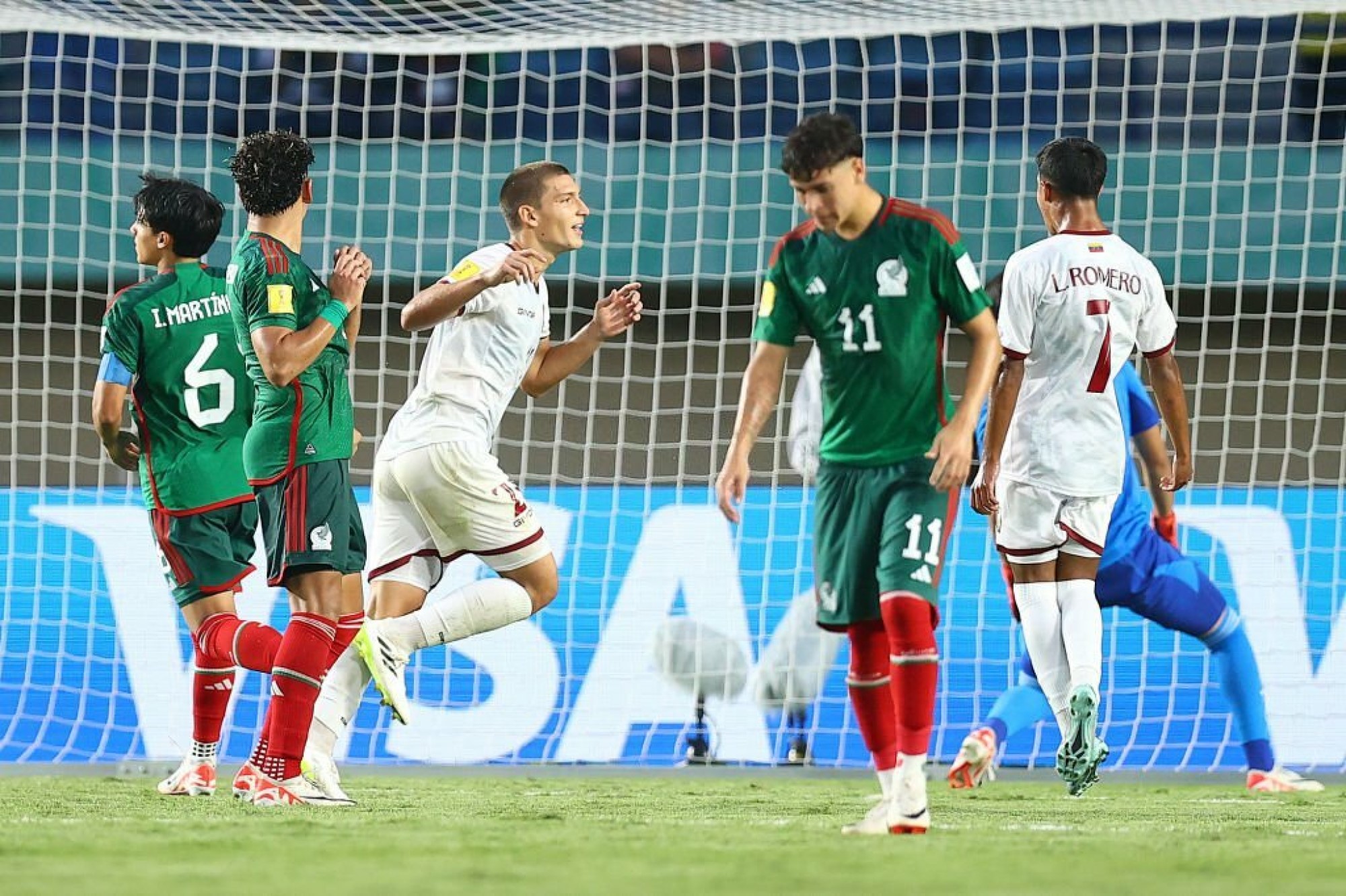 Mundial sub 17: Venezuela sacó la casta y empató con México