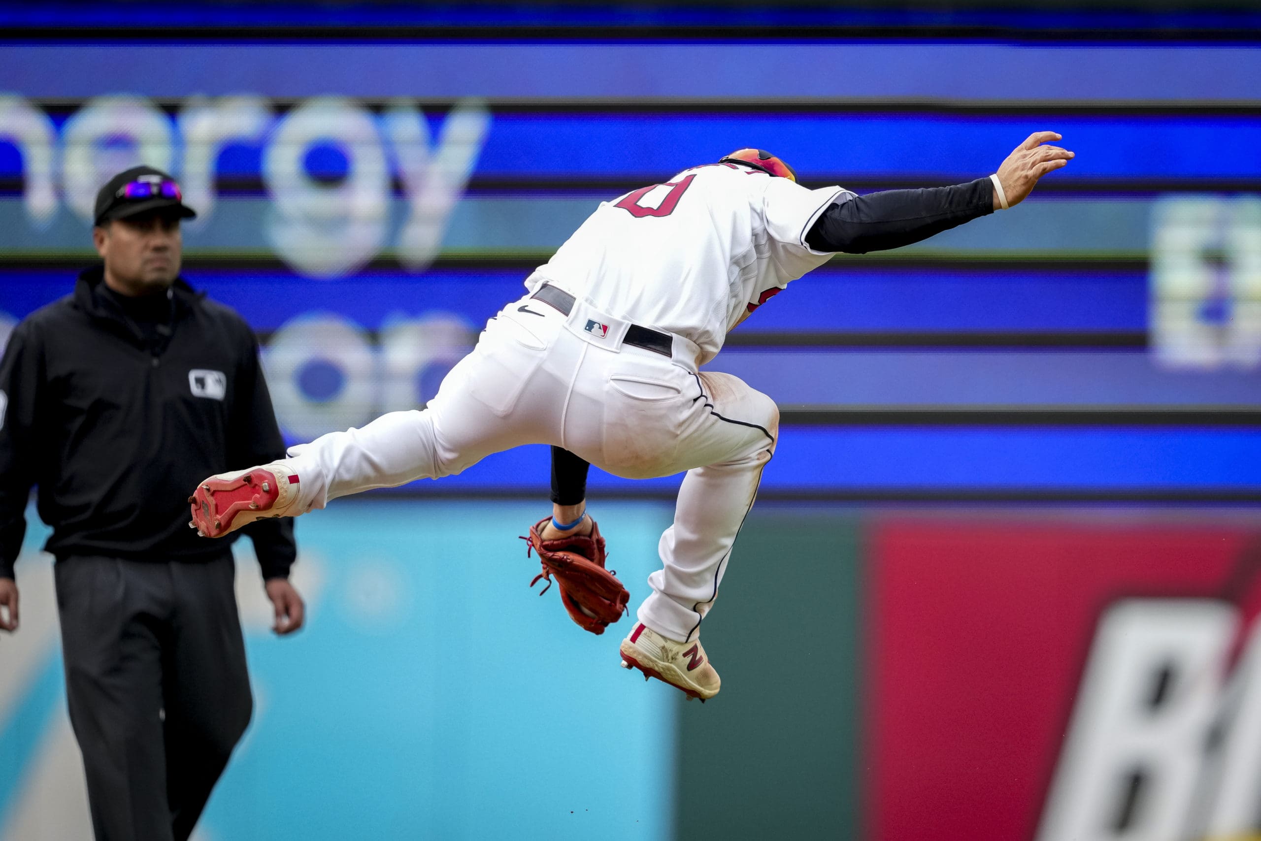 MLB: Dos venezolanos ganaron el Guante de Oro por su temporada 2023