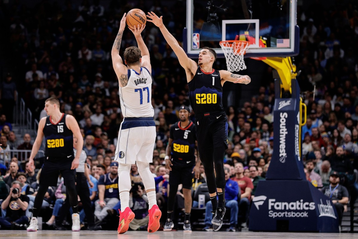 Los Nuggets apagan a los Mavericks a pesar del gran juego de Luka