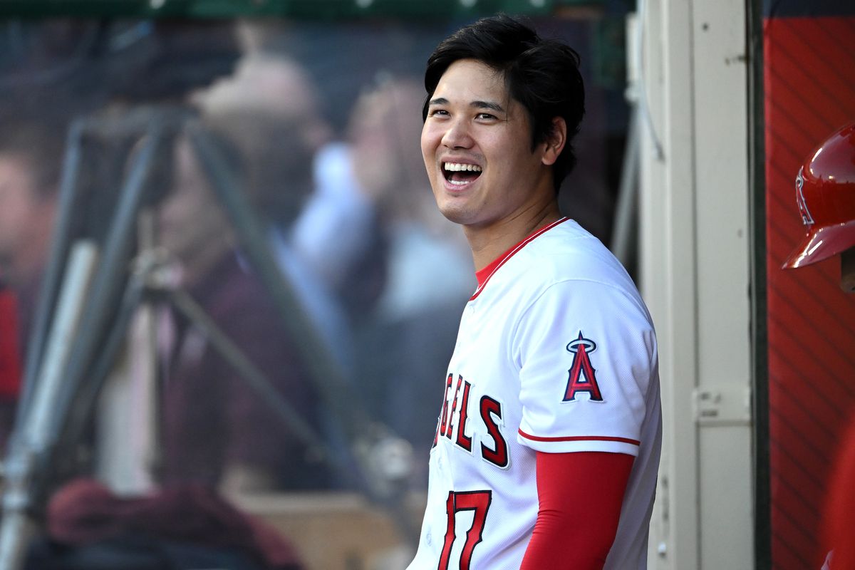 Shohei Ohtani firma el contrato más grande en la historia del deporte