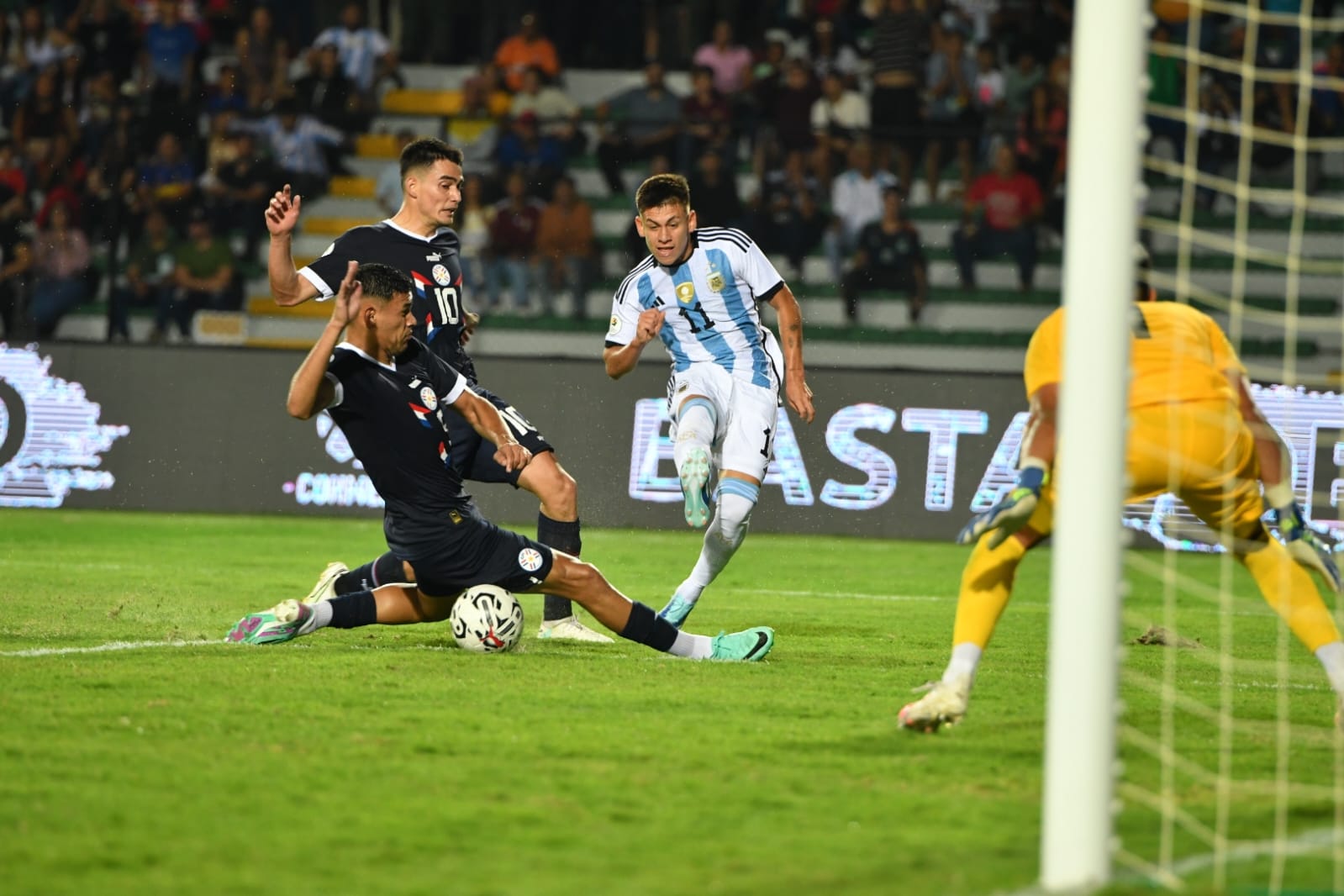 Preolímpico 2024: Argentina sufrió y empató ante Paraguay en el debut