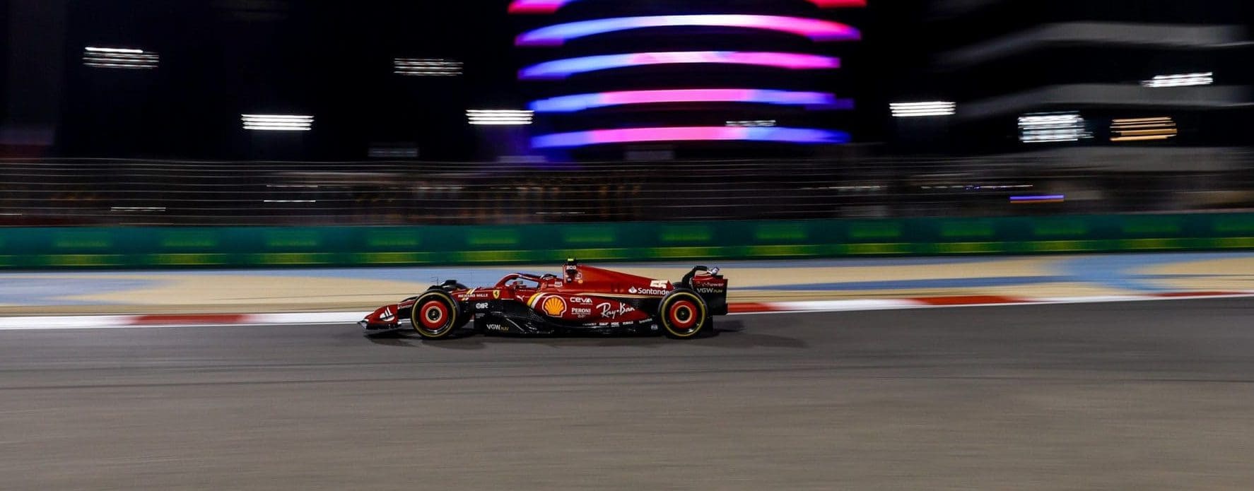 Carlos Sainz logra el mejor registro en la segunda jornada de test con una Ferrari muy sólida