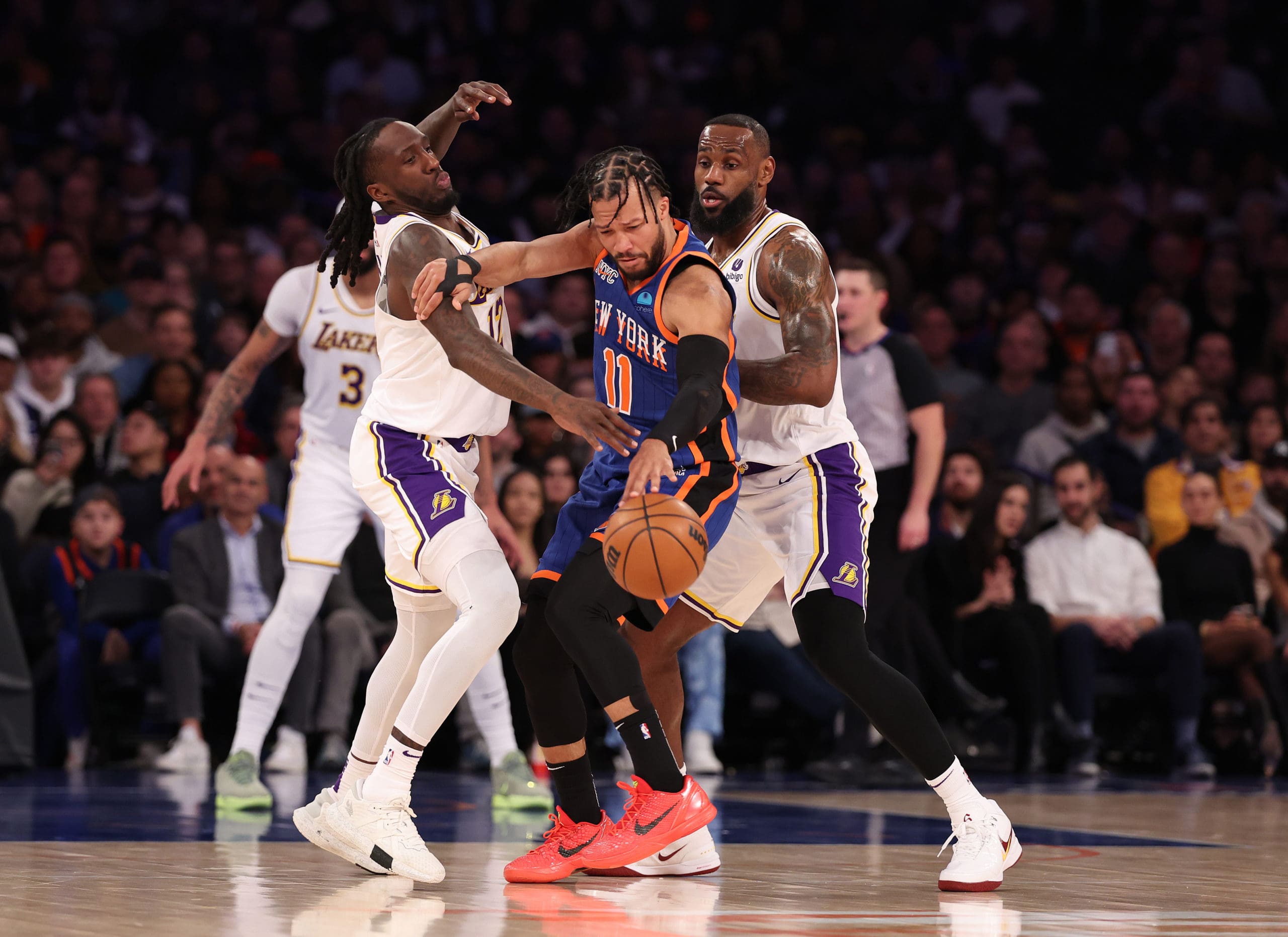 Todo lo que nos dejó el triunfo de Lakers que puso fin a la racha de 9 victorias seguidas de Knicks