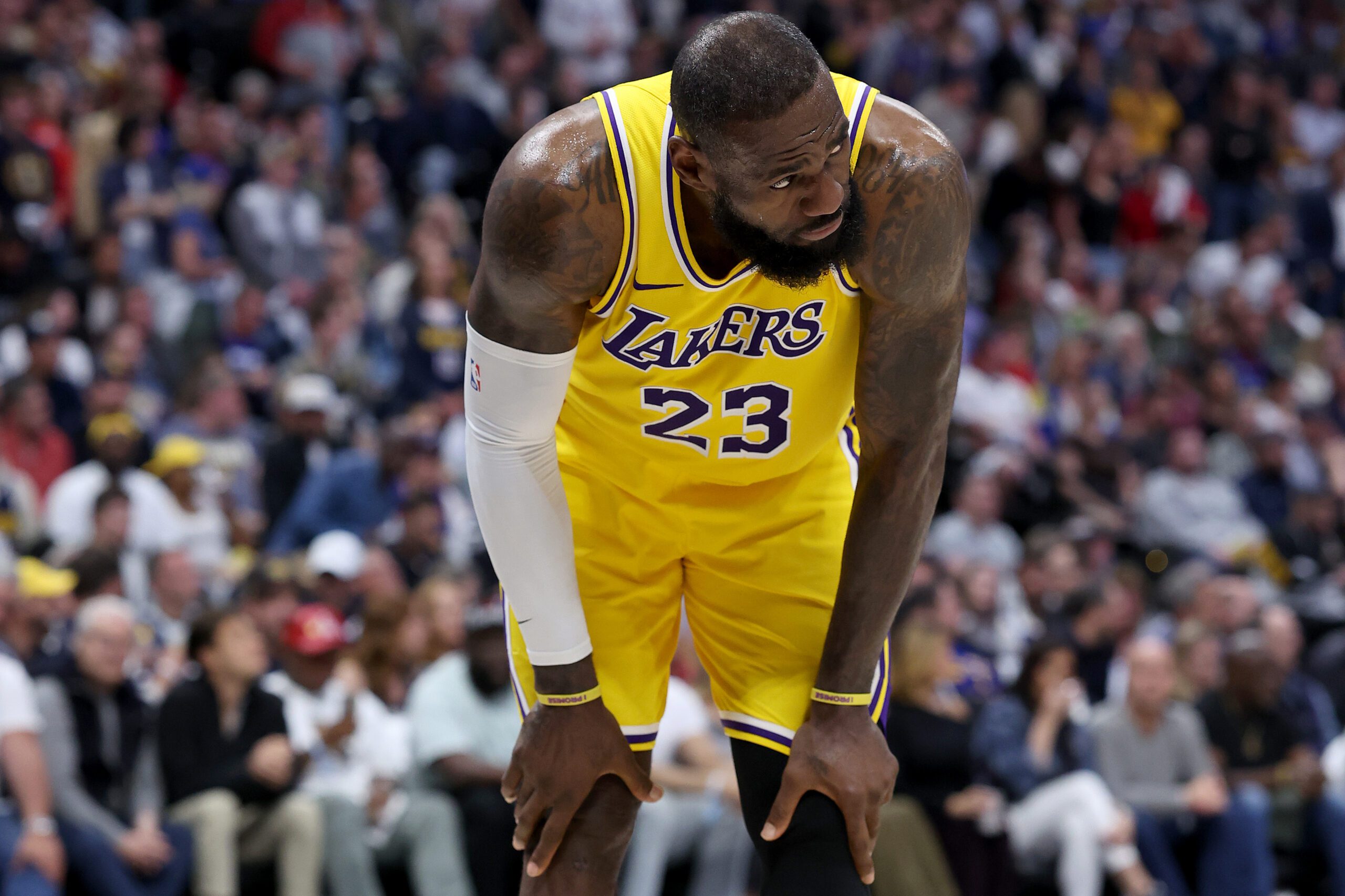 LeBron James duda sobre su futuro en la NBA: Evaluará «qué es lo mejor para su carrera»