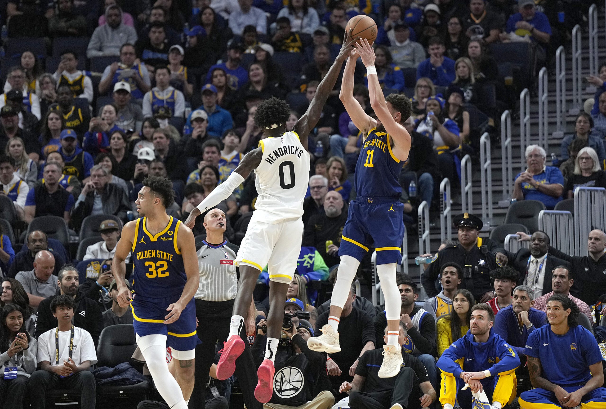 Klay Thompson anotó 32 puntos en la victoria de los Warriors ante los Utah Jazz