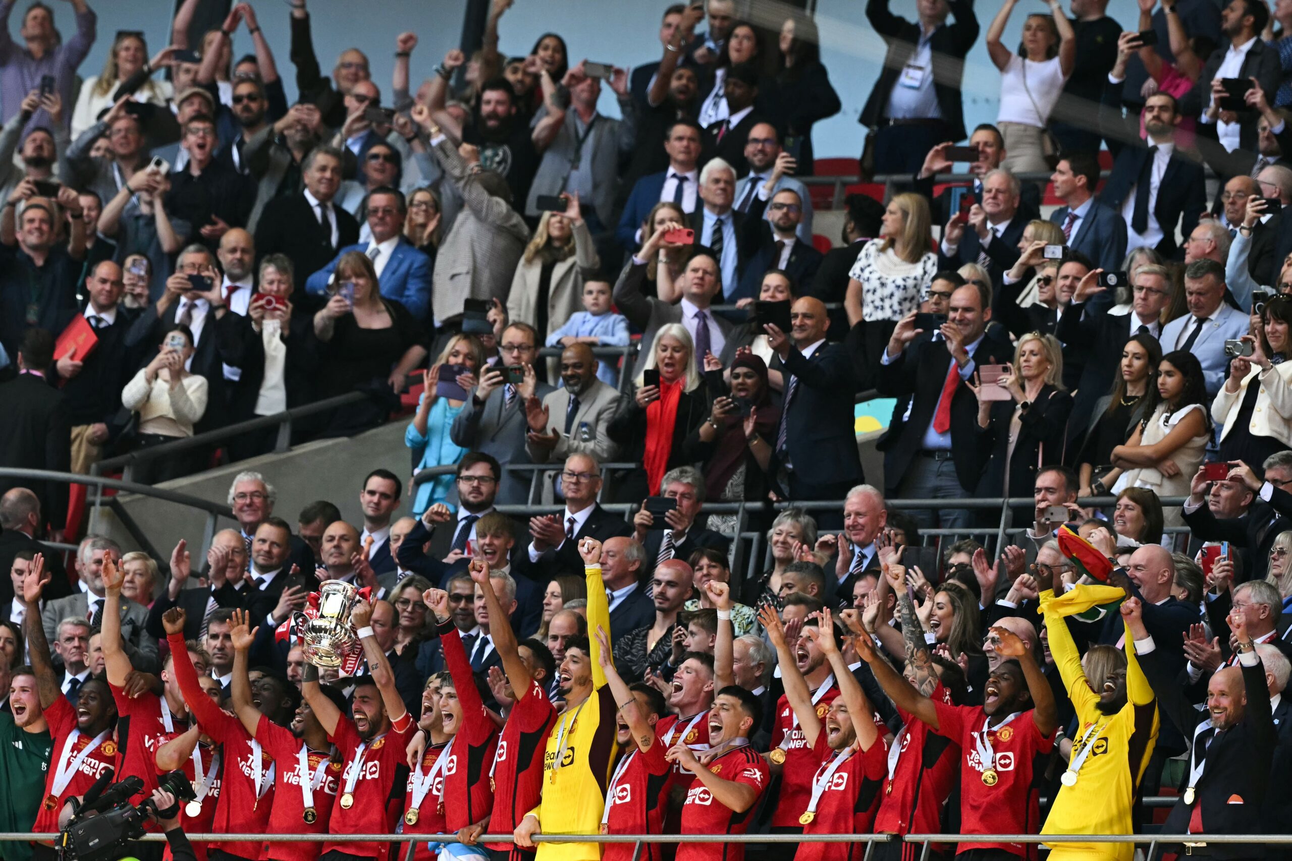 Garnacho lideró el triunfo del Manchester United en la FA Cup