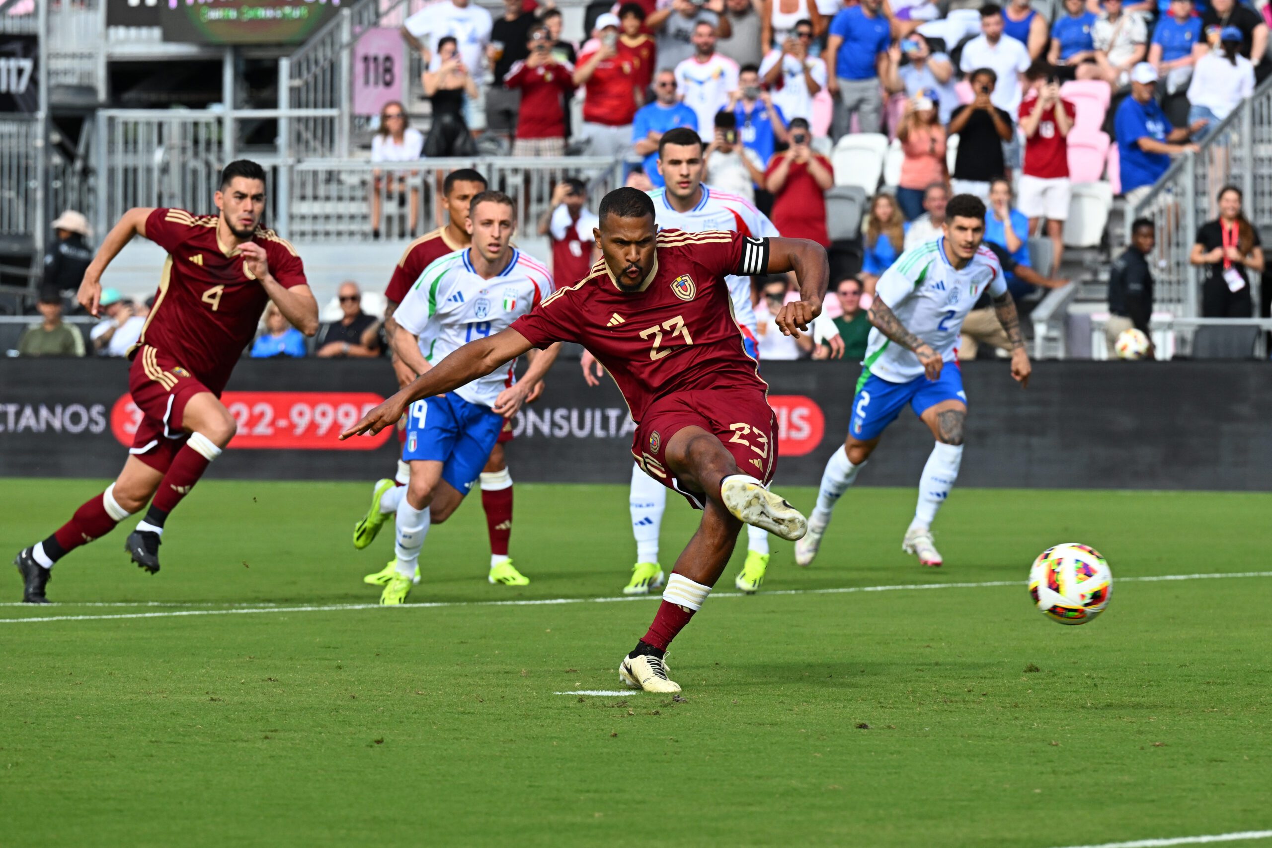 Copa América: Salomón Rondón encabeza la delantera de Venezuela