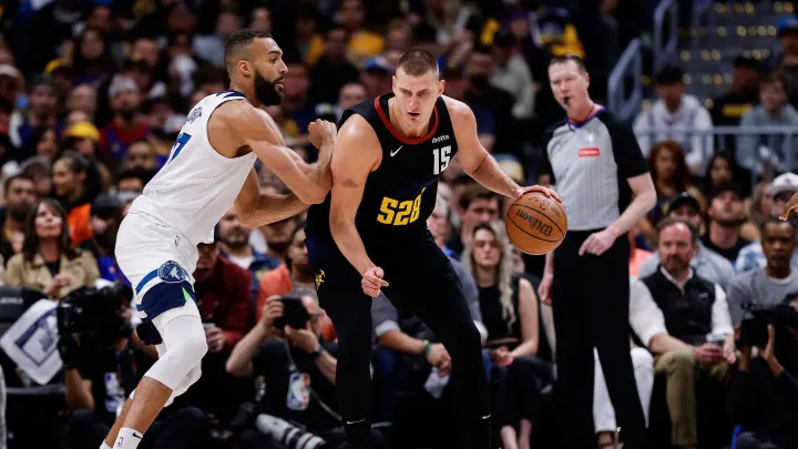 Nikola Jokic con 40 puntos, 13 asistencias y 7 rebotes fue la gran y única figura de la noche.