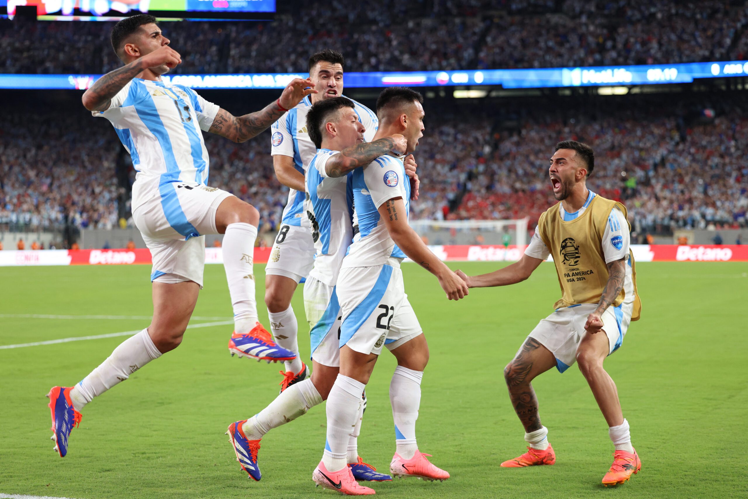 Copa América: Argentina a cuartos, Canadá sueña y Chile en el limbo