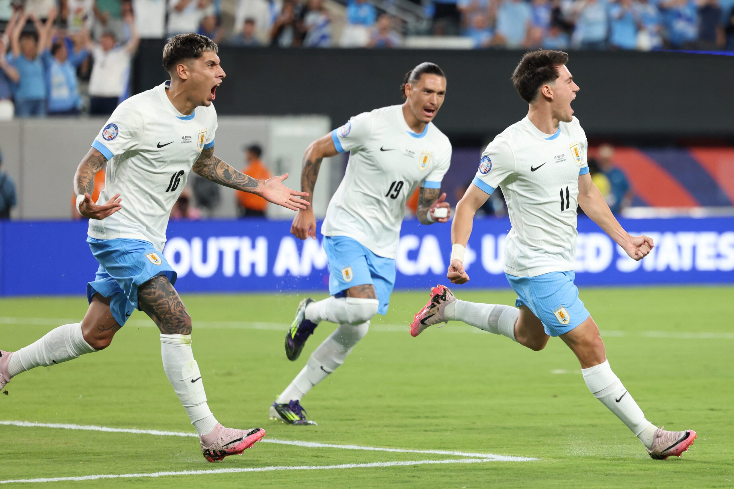 Copa América: Uruguay avanzó a cuartos de final y Panamá complicó a Estados Unidos