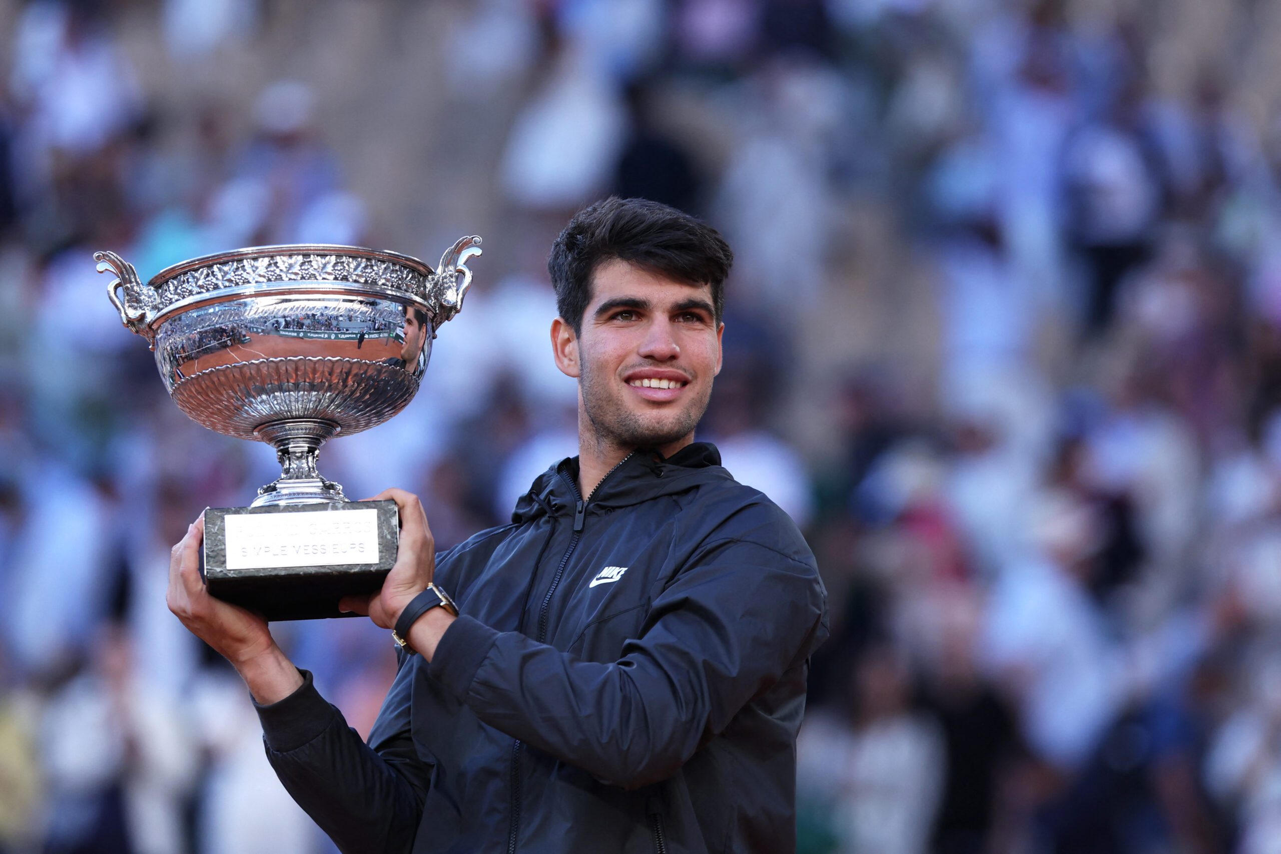 El nuevo rey de la tierra batida: Carlos Alcaraz gana Roland Garros 2024