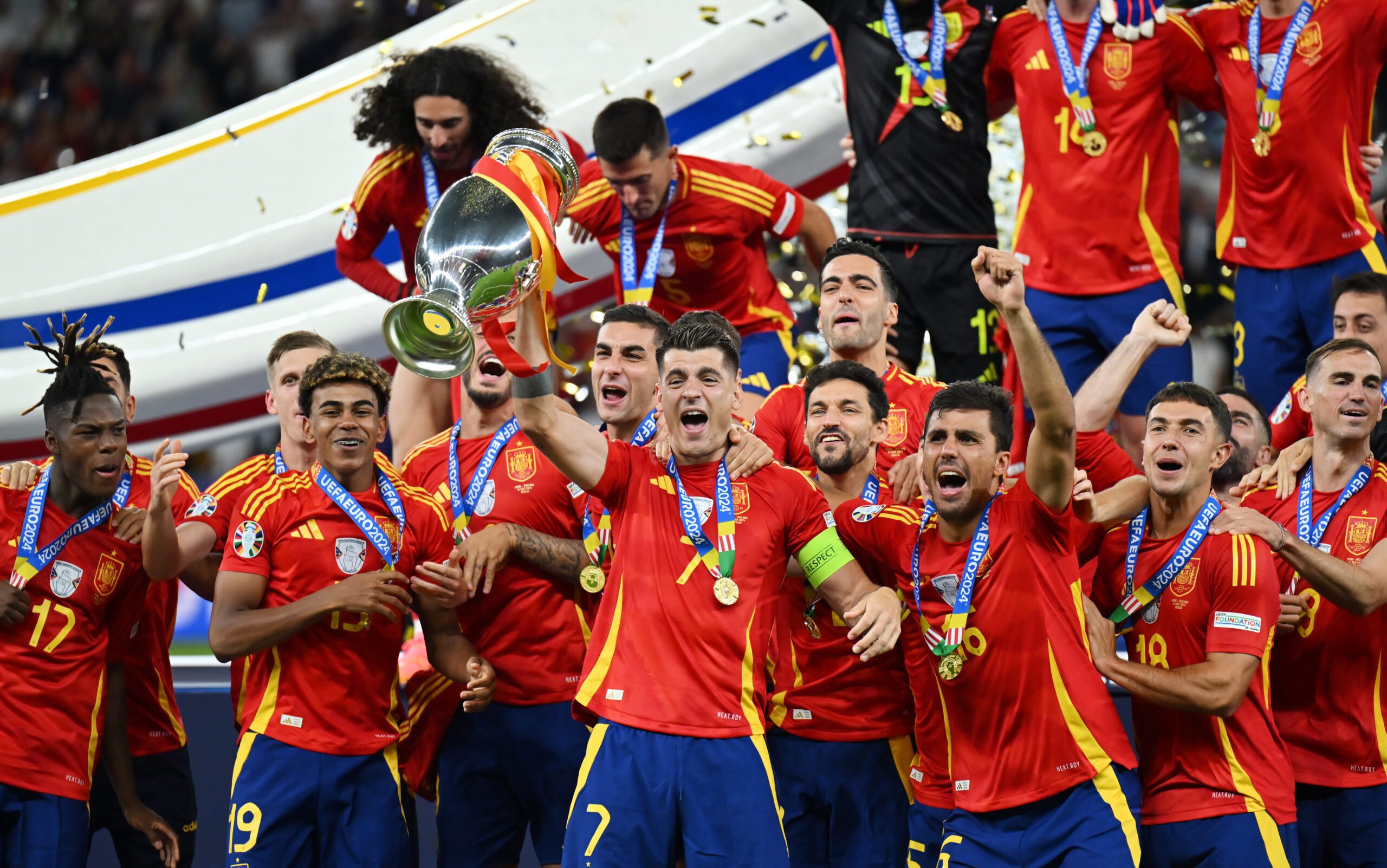 España vence a Inglaterra y conquista su cuarta Eurocopa