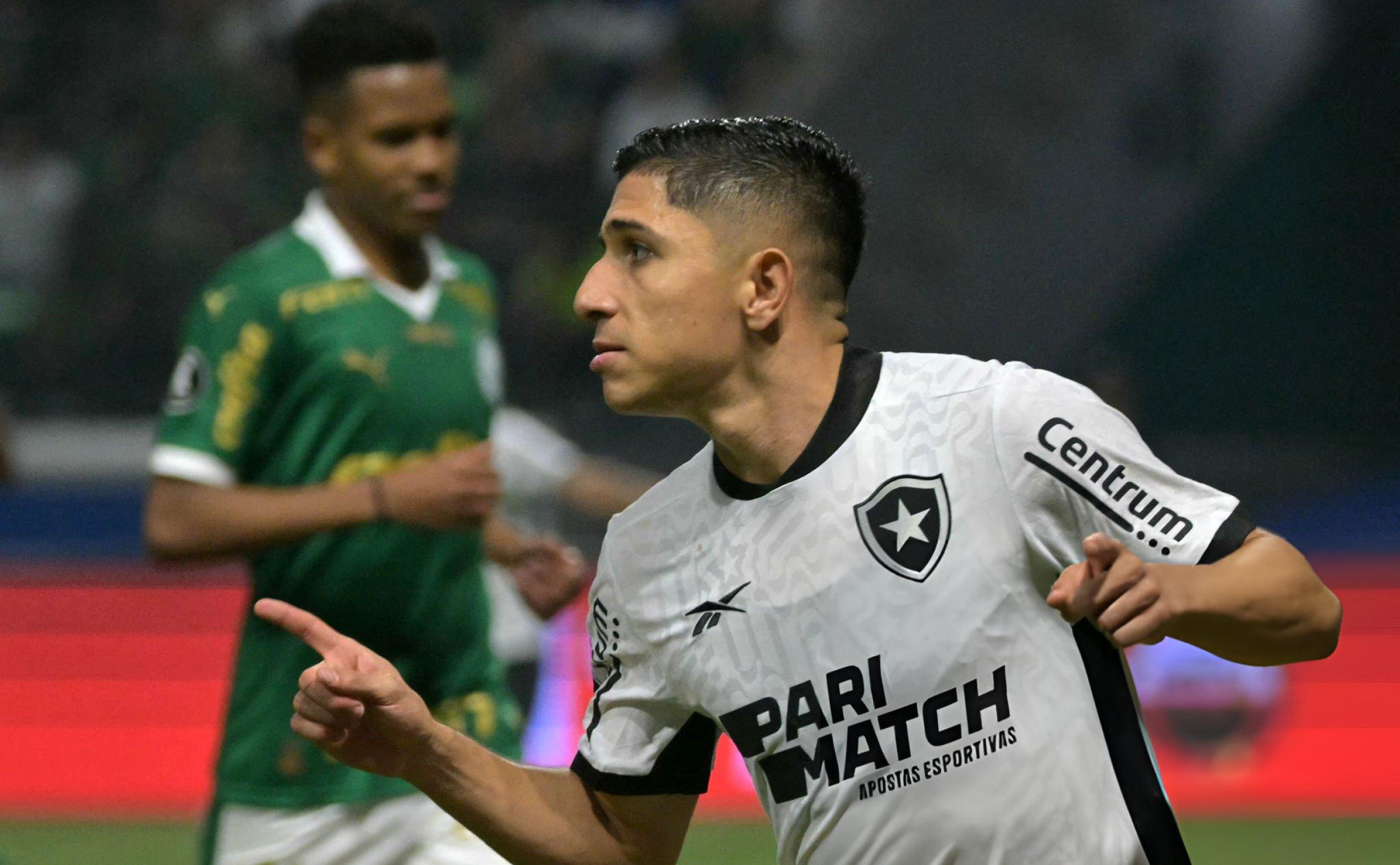 Savarino, decisivo para Botafogo en la Libertadores