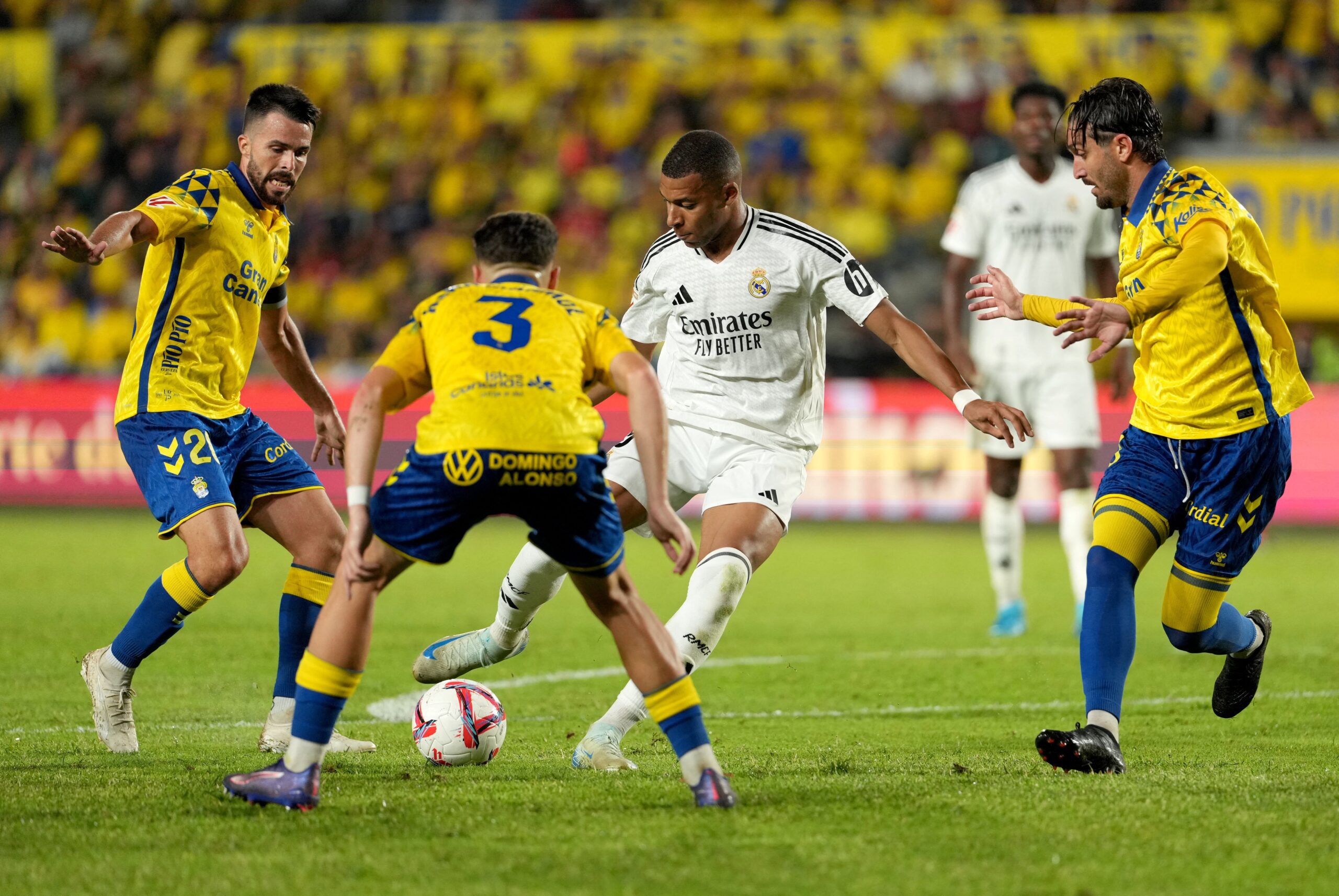 Real Madrid vuelve a tropezar y empata ante Las Palmas