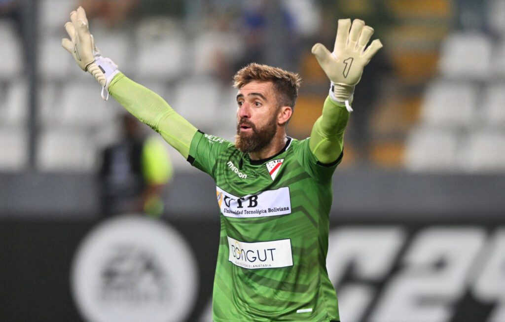 Alain Baroja, portero venezolano del Always Ready, equipo que hace vida en el Estadio Municipal de El Alto.